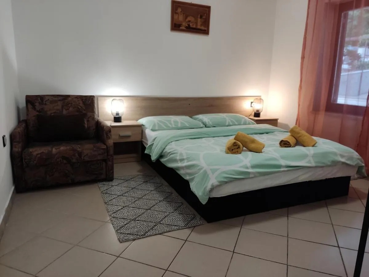 Superior, Vorgesetzter Apartments Tera 2 Bathrooms, Sea View 100-150M To Beach Dramalj Croatia