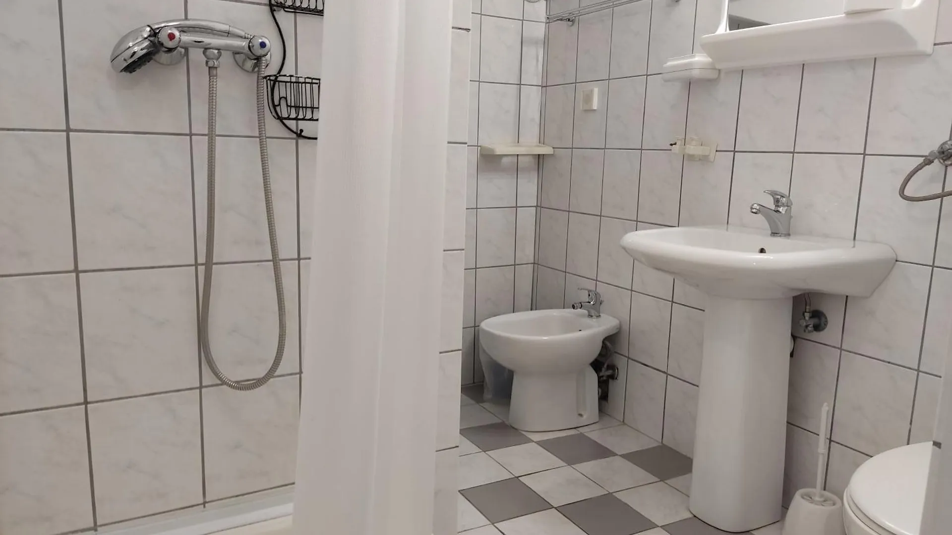 Superior, Vorgesetzter Apartments Tera 2 Bathrooms, Sea View 100-150M To Beach Dramalj Croatia