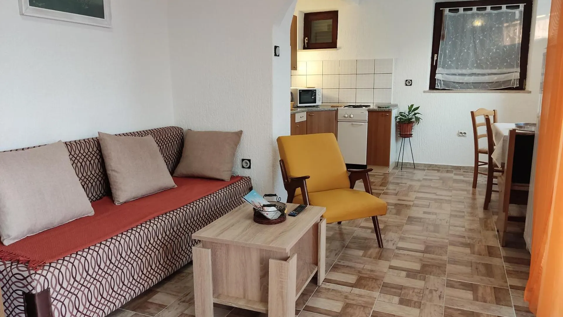Superior, Vorgesetzter Apartments Tera 2 Bathrooms, Sea View 100-150M To Beach Dramalj