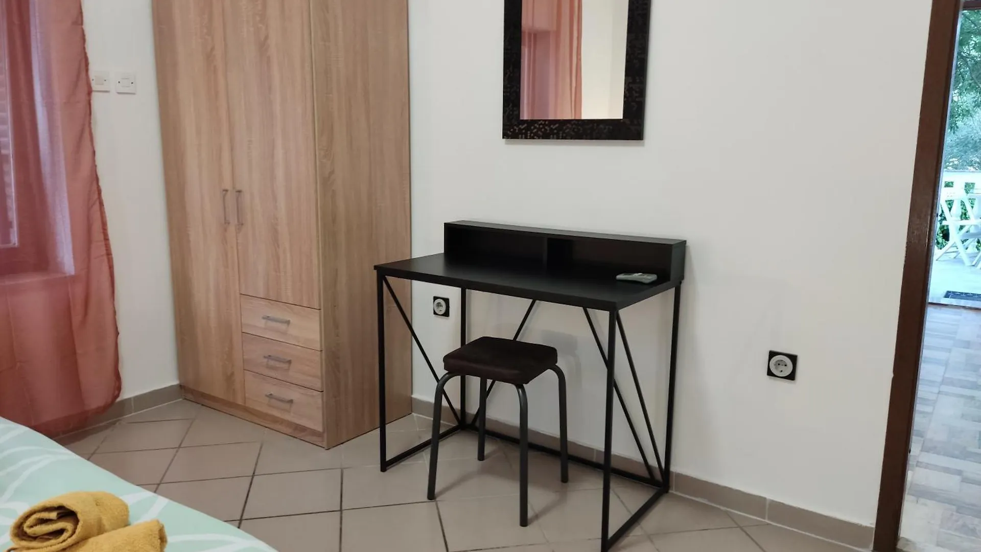 Superior, Vorgesetzter Apartments Tera 2 Bathrooms, Sea View 100-150M To Beach Dramalj Croatia