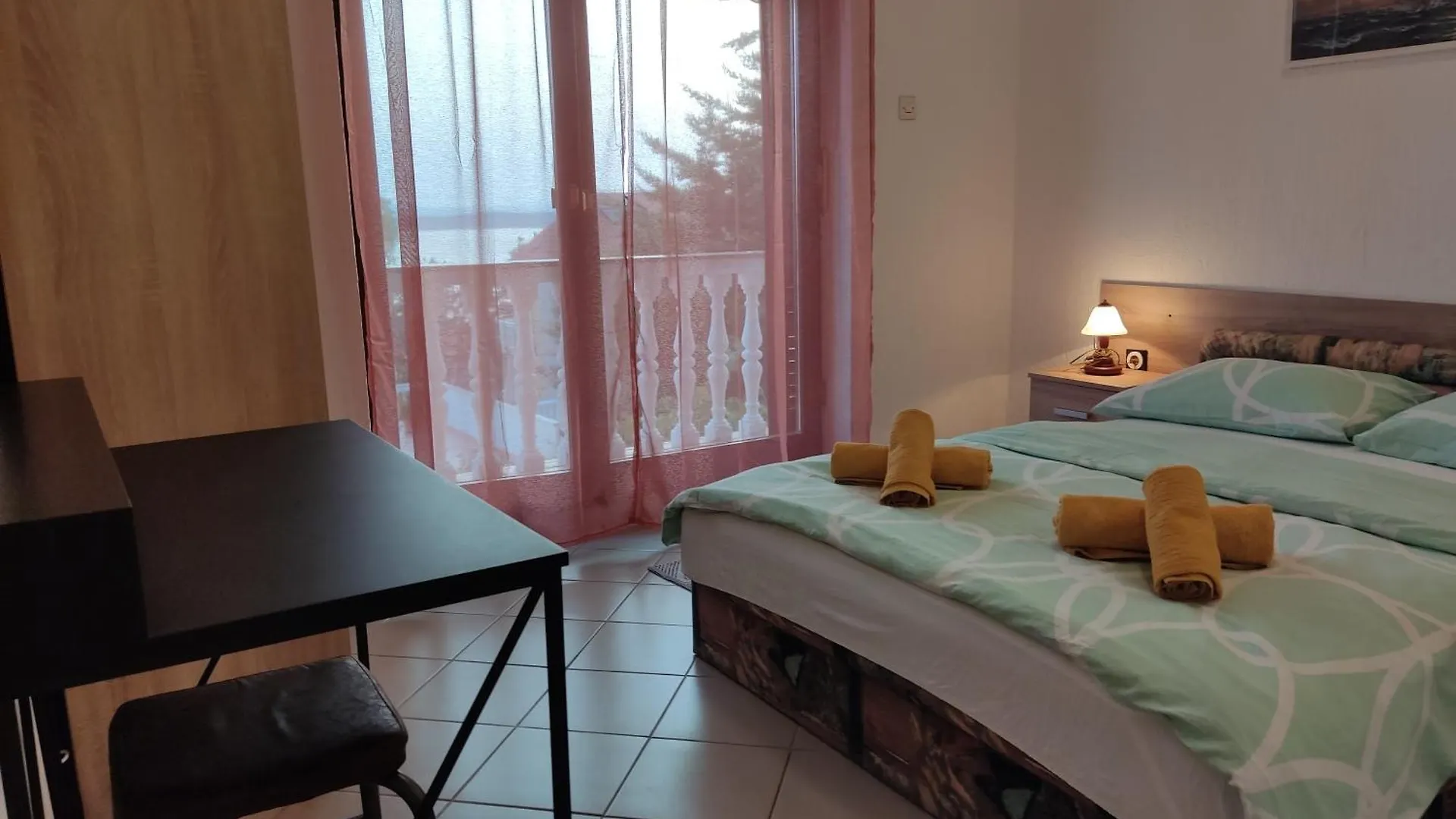 Superior, Vorgesetzter Apartments Tera 2 Bathrooms, Sea View 100-150M To Beach Dramalj Croatia