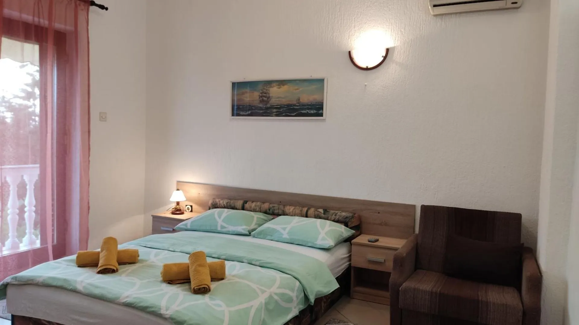 Superior, Vorgesetzter Apartments Tera 2 Bathrooms, Sea View 100-150M To Beach Dramalj