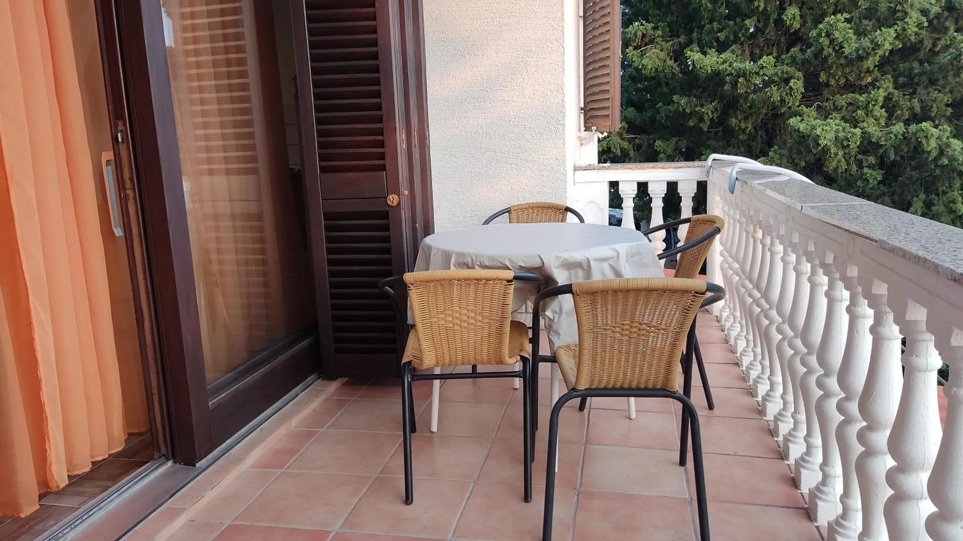 Superior, Vorgesetzter Apartments Tera 2 Bathrooms, Sea View 100-150M To Beach Dramalj 0*,