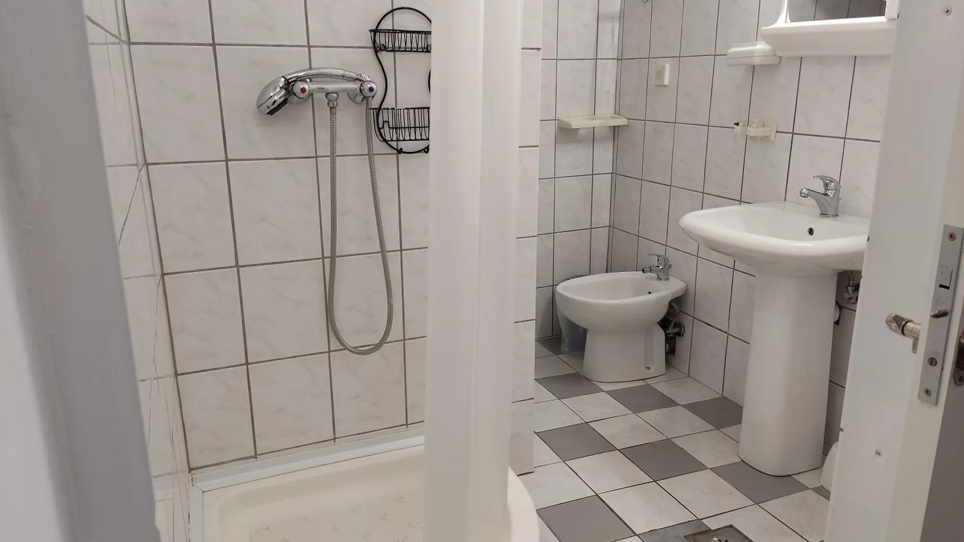 Superior, Vorgesetzter Apartments Tera 2 Bathrooms, Sea View 100-150M To Beach Dramalj
