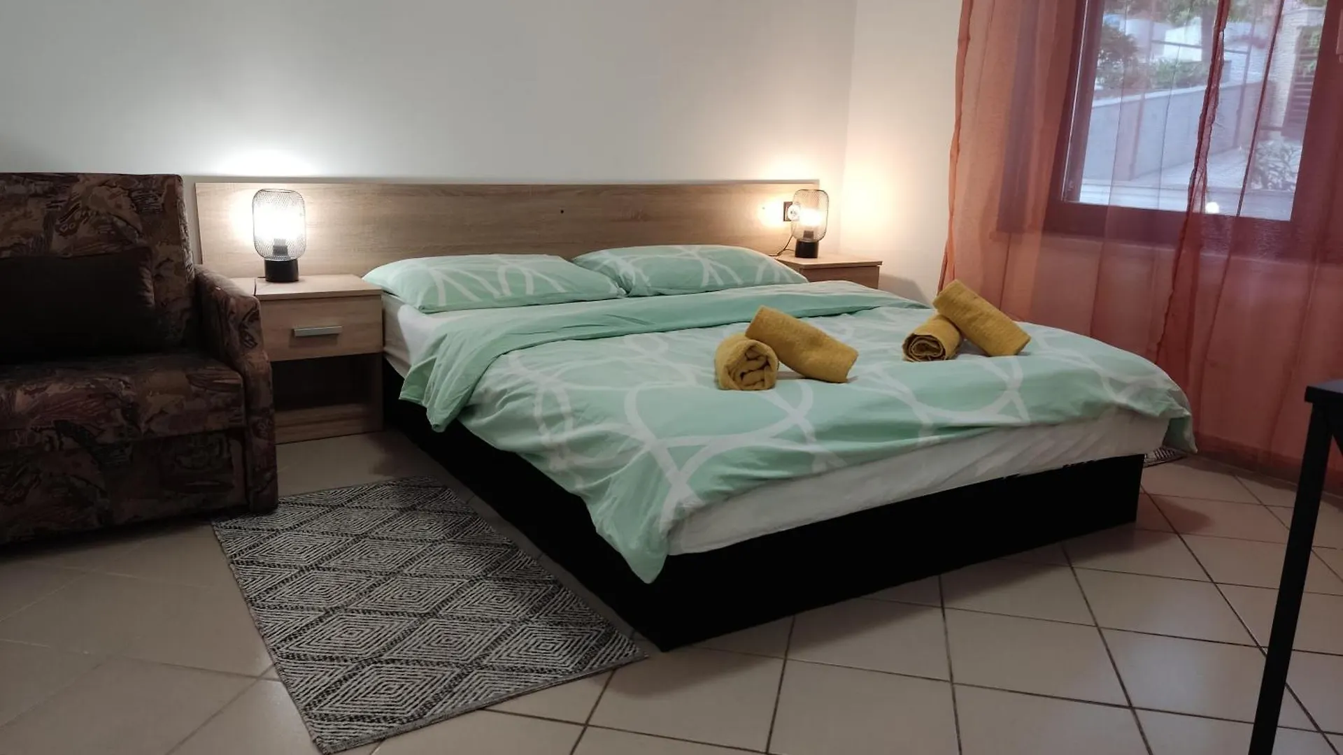 Superior, Vorgesetzter Apartments Tera 2 Bathrooms, Sea View 100-150M To Beach Dramalj