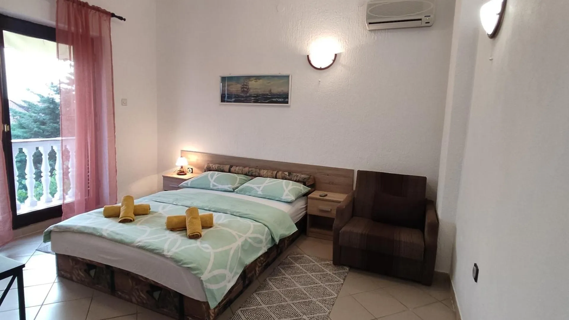 Superior, Vorgesetzter Apartments Tera 2 Bathrooms, Sea View 100-150M To Beach Dramalj