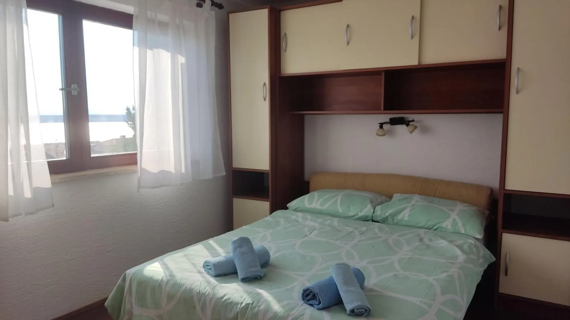 Superior, Vorgesetzter Apartments Tera 2 Bathrooms, Sea View 100-150M To Beach Dramalj 0*,  Croatia
